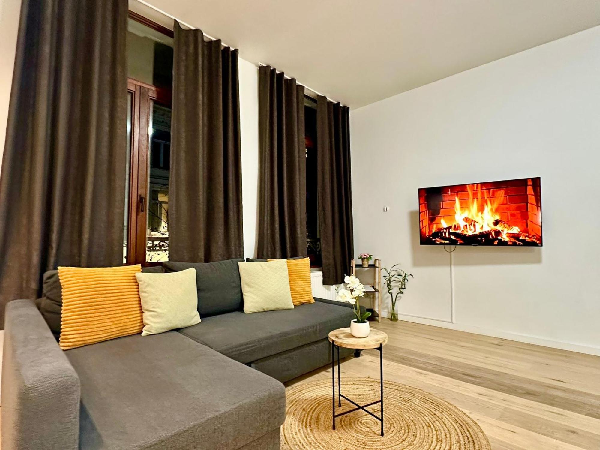 Luxury Suites Centrum By Rikas Hotels Antuérpia Exterior foto